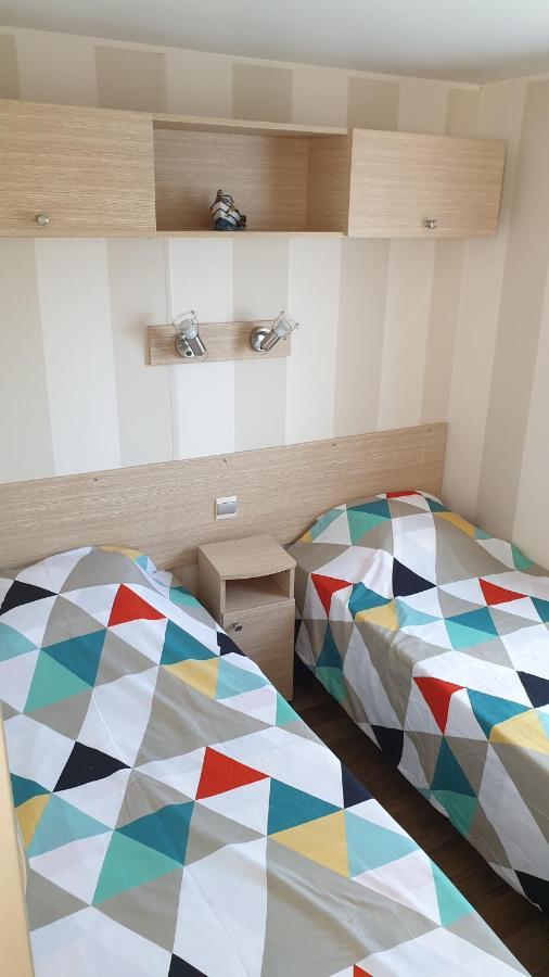 Sylvie Proprietaire Du Mobil-Home Saint-Pair-sur-Mer Exterior foto